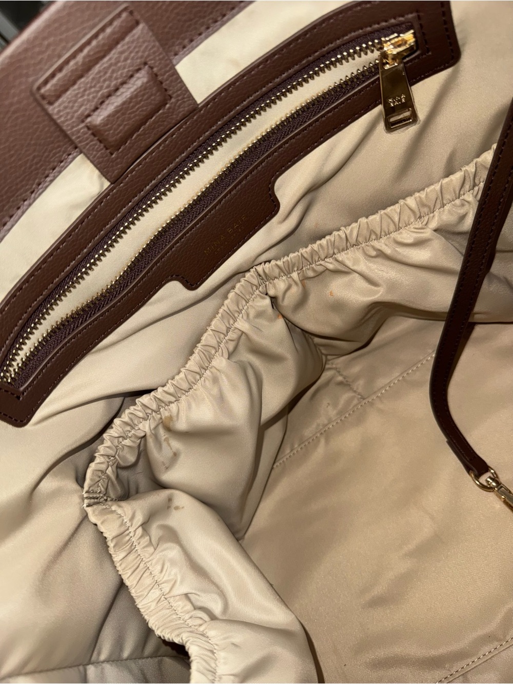 Mina Baie Harlow Midi Vegan Luxury Diaper Bag - Picture 3 of 5